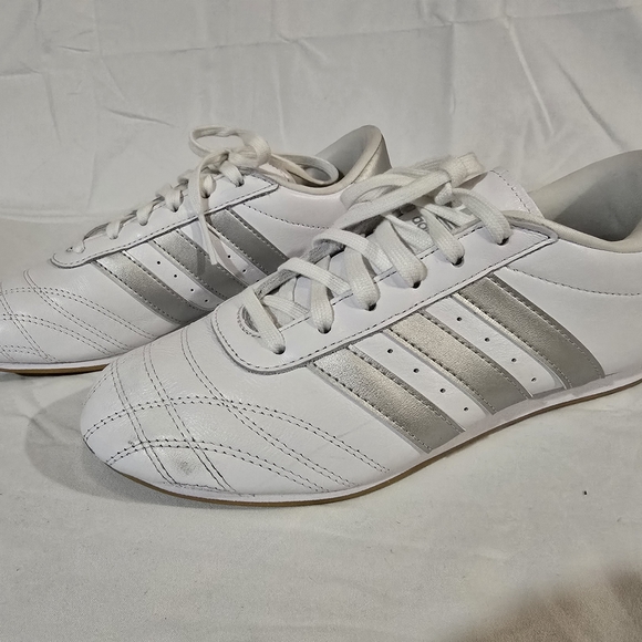 Adidas White and Silver Casual Shoes - Picture 6 of 10